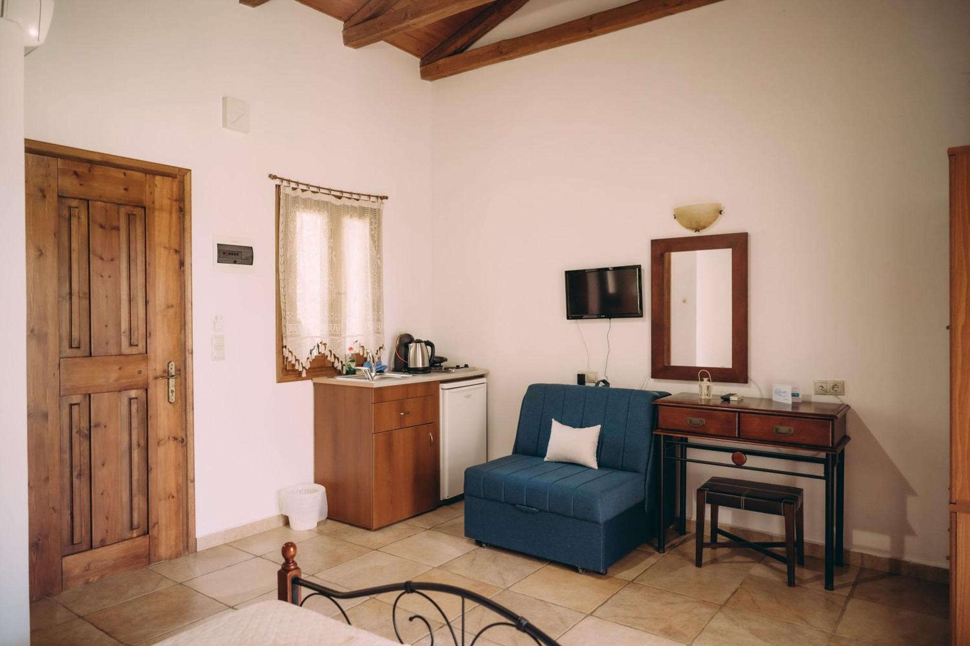 Apartment Trikalioti's Lush Estate - Happy *