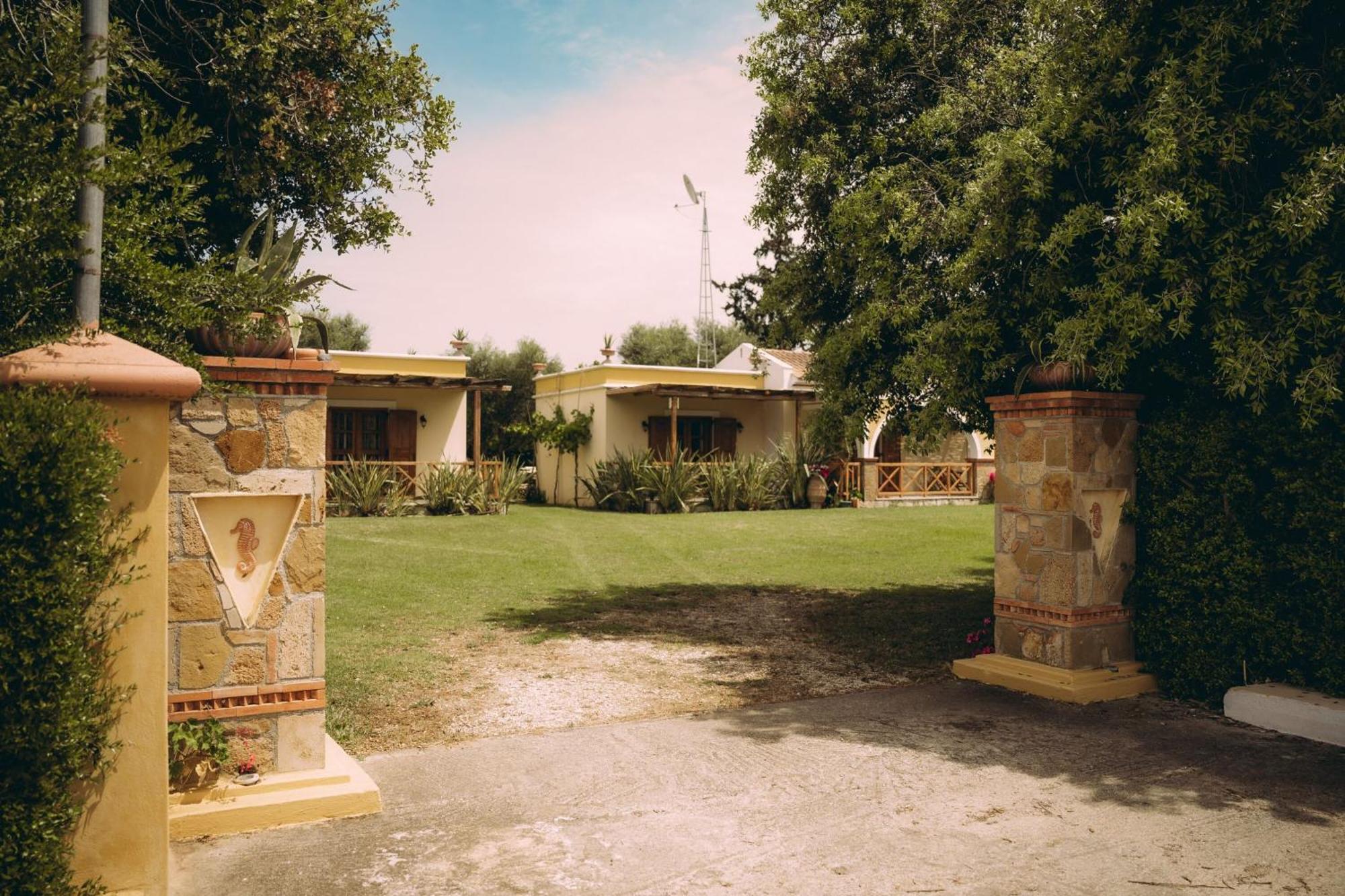 Apartmán Trikalioti's Lush Estate - Happy