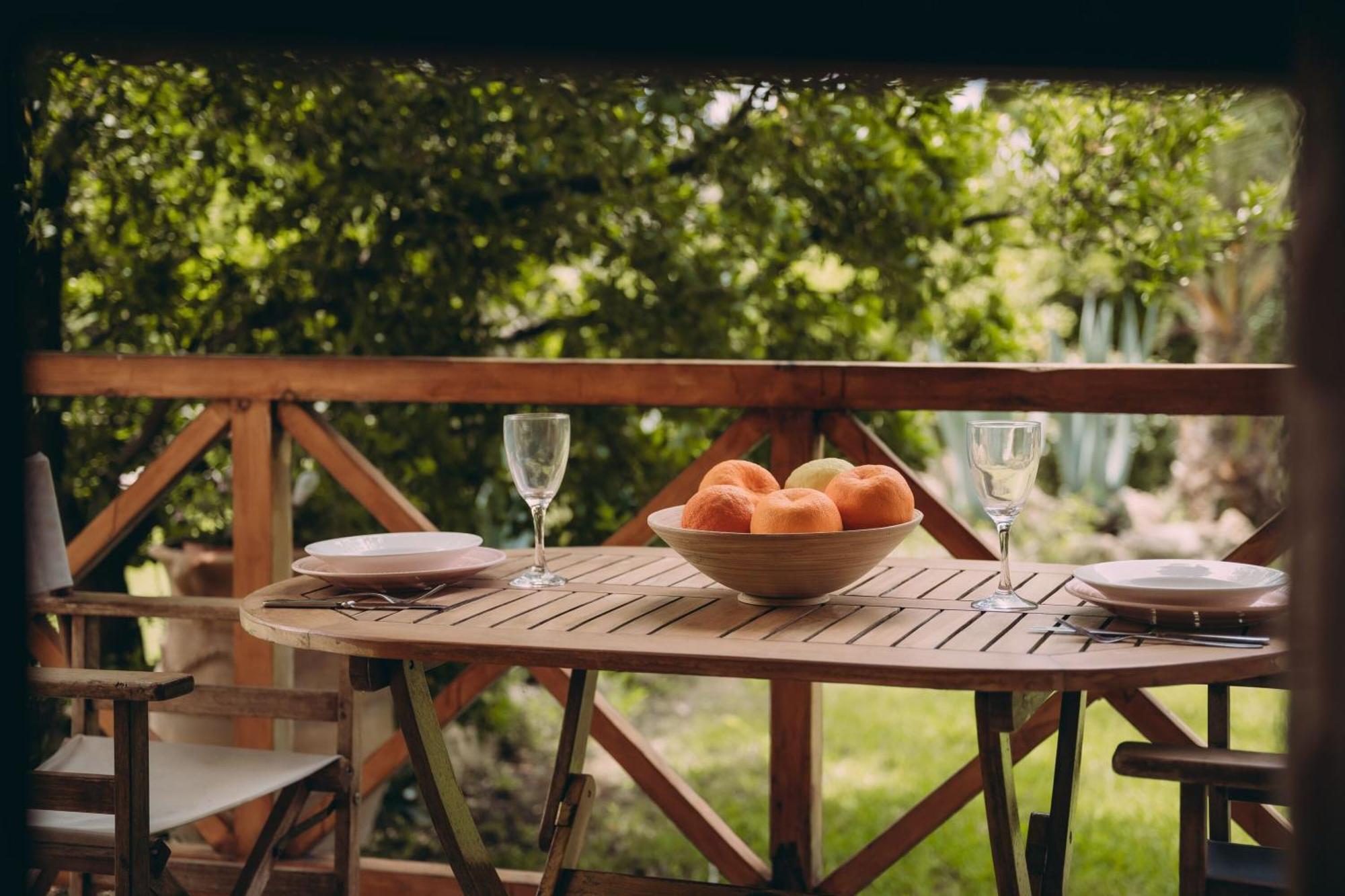 Trikalioti's Lush Estate - Happy Apartment